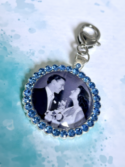 Something Blue Rhinestone Memorial Photo Bouquet Charm - Round